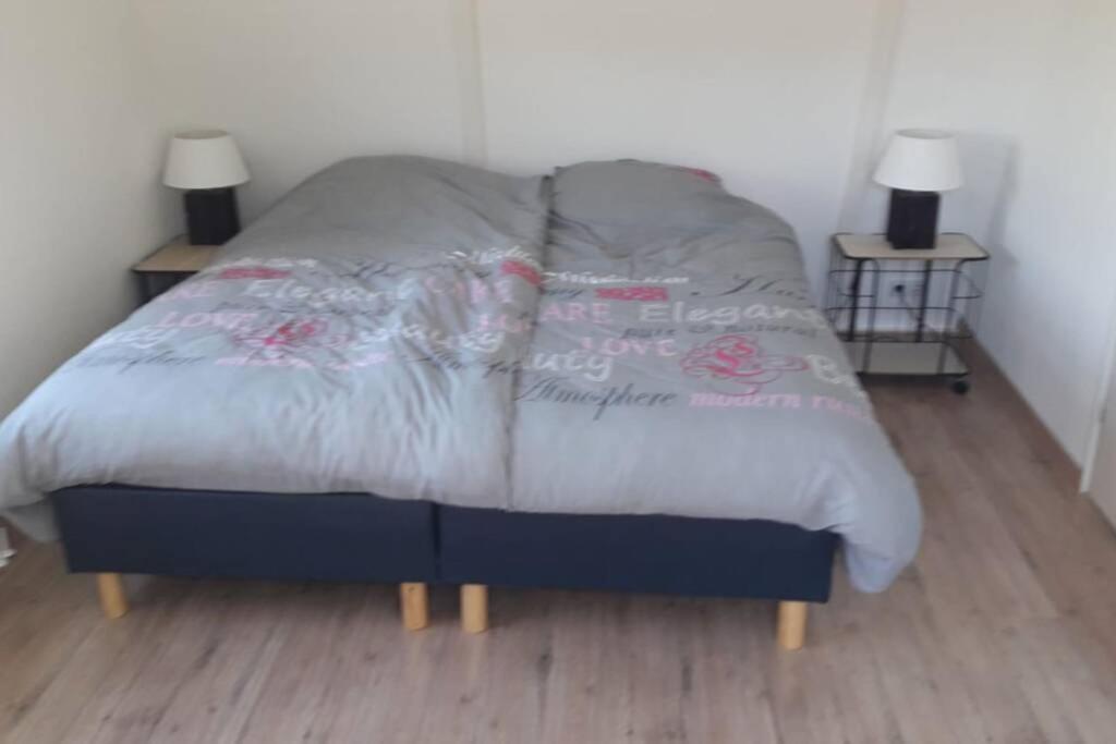 Bij San & Ka Apartamento Hauwert Exterior foto
